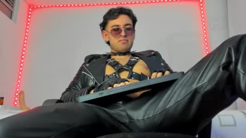 Alexander online show from 10/22/25, 03:07