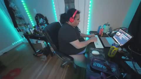 Snapshot of alexxxis2011x3 chatting on 01/21/25, 09:46 alexxxis2011x3 online show from 01/21/25, 09:46