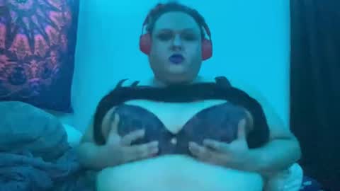 Snapshot of alexxxis2011x3 chatting on 02/24/25, 03:23 alexxxis2011x3 online show from 02/24/25, 03:23