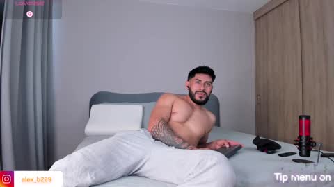 Snapshot of alexxxmachine chatting on 09/09/25, 10:09 Alex   freelance model  instagram alex b229 online show from 09/09/25, 10:09