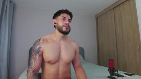 Snapshot of alexxxmachine chatting on 10/17/25, 10:45 Alex   freelance model  instagram alex b229 online show from 10/17/25, 10:45