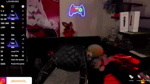 Snapshot of alexxxmorris chatting on 11/12/25, 06:03 ALEXXX MORRIS online show from 11/12/25, 06:03