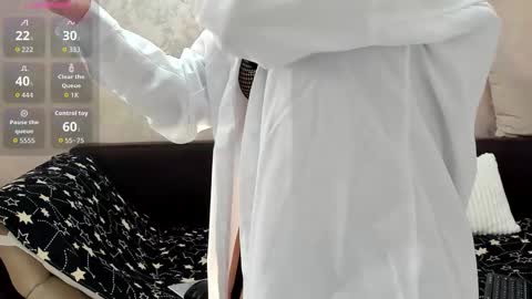 Snapshot of alexya_kat chatting on 10/17/25, 06:27 alexya_kat online show from 10/17/25, 06:27