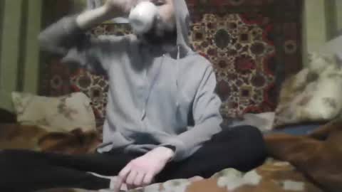 Snapshot of alferezsolvajo chatting on 03/26/26, 01:33 alferezsolvajo online show from 03/26/26, 01:33