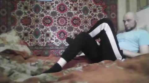 Snapshot of alferezsolvajo chatting on 05/19/26, 10:32 alferezsolvajo online show from 05/19/26, 10:32