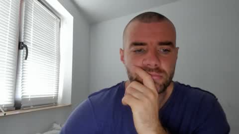 alfiesolomons87 online show from 10/29/25, 08:38