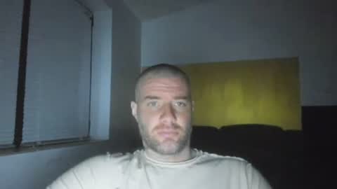 Snapshot of alfiesolomons87 chatting on 03/21/26, 09:18 alfiesolomons87 online show from 03/21/26, 09:18