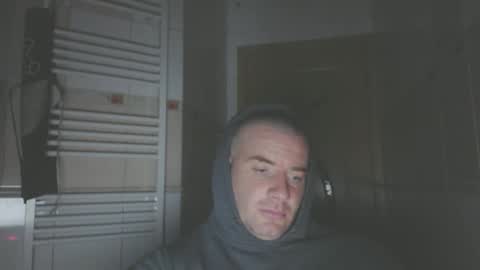 Snapshot of alfiesolomons87 chatting on 03/30/26, 06:53 alfiesolomons87 online show from 03/30/26, 06:53