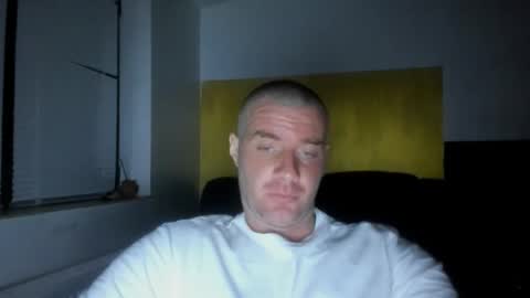 Snapshot of alfiesolomons87 chatting on 03/31/26, 08:31 alfiesolomons87 online show from 03/31/26, 08:31