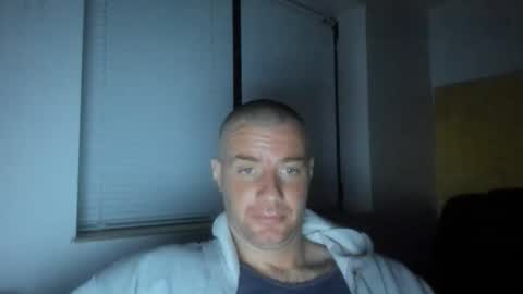 Snapshot of alfiesolomons87 chatting on 05/12/26, 08:17 alfiesolomons87 online show from 05/12/26, 08:17