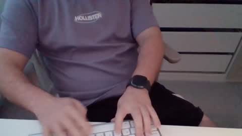 Snapshot of alfo267 chatting on 10/16/25, 09:21 WorkFromHomeFun online show from 10/16/25, 09:21