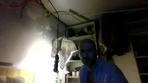 alfred152 online show from 07/15/26, 05:45