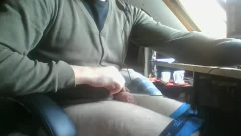 Snapshot of alfredosred123 chatting on 09/22/25, 08:27 Alfredo Ginger huge cock online show from 09/22/25, 08:27