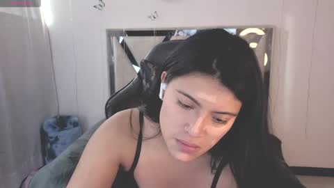 Carolina Join The Fan Club  online show from 09/19/25, 09:48