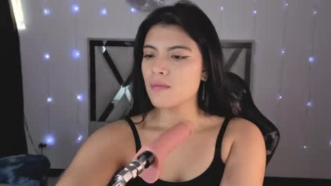 Carolina Join The Fan Club  online show from 04/25/26, 10:40