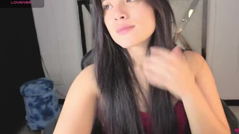Carolina Join The Fan Club  online show from 04/30/26, 11:42