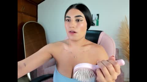 Snapshot of alheli_16 chatting on 02/22/26, 12:26 Alheli online show from 02/22/26, 12:26