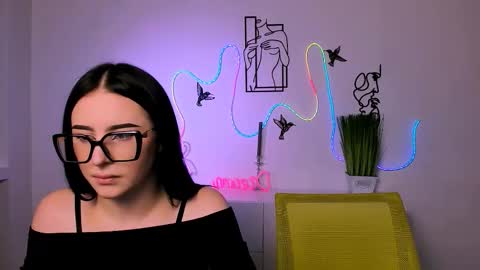 Snapshot of alia_skay chatting on 12/20/25, 07:21 alia skay online show from 12/20/25, 07:21