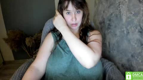 aliaa_ online show from 01/23/25, 01:13