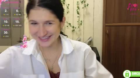 Snapshot of alianna_solo_kiss chatting on 10/12/25, 11:20 Alianna online show from 10/12/25, 11:20