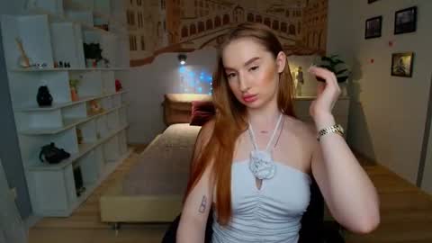 Snapshot of alicafoxis chatting on 07/09/26, 05:39 Alica online show from 07/09/26, 05:39