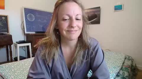 Alice online show from 09/17/25, 07:43