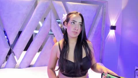alice_26__ online show from 04/27/26, 08:29