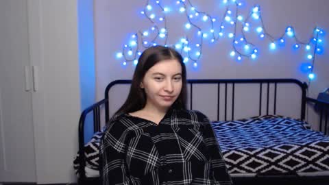 Snapshot of alice_________________________ chatting on 12/13/24, 06:00 Alice online show from 12/13/24, 06:00
