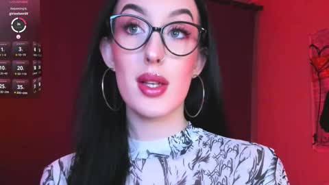 Snapshot of alice___mistress chatting on 02/16/25, 07:49 Miss Alice online show from 02/16/25, 07:49