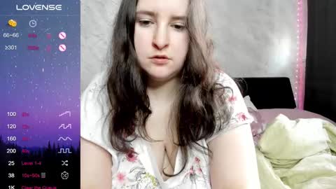 Snapshot of alice_allens chatting on 10/03/25, 10:45 Alice online show from 10/03/25, 10:45