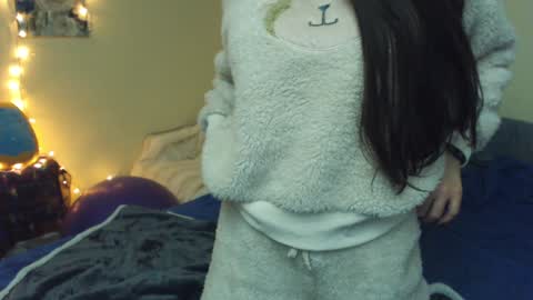 Alice Asks online show from 12/25/24, 02:14