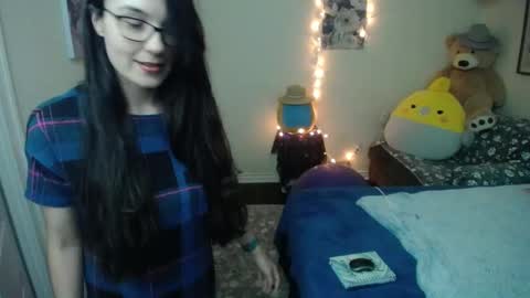 Alice Asks online show from 10/01/25, 04:18