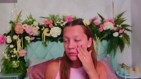 Alice in Wonderland  online show from 09/15/25, 06:24