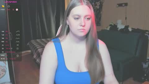 Snapshot of alice_dreamgirl_ chatting on 10/21/25, 11:55 Alice 3 online show from 10/21/25, 11:55
