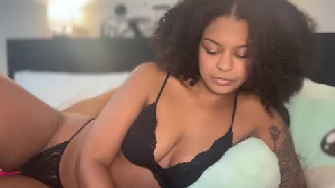 Snapshot of alice_erotica chatting on 10/20/25, 08:09 alice erotica online show from 10/20/25, 08:09