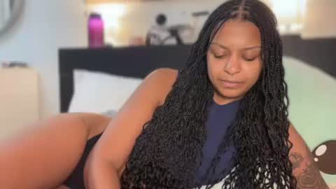 Snapshot of alice_erotica chatting on 12/01/25, 11:10 alice erotica online show from 12/01/25, 11:10