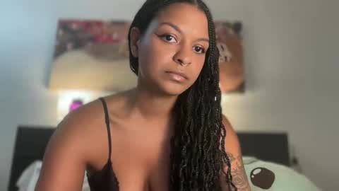 Snapshot of alice_erotica chatting on 12/16/25, 08:25 alice erotica online show from 12/16/25, 08:25