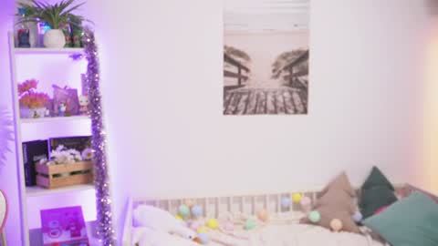 Alichery online show from 12/30/24, 10:21