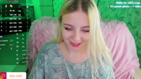 alice_halle online show from 12/15/24, 10:39