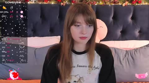 Snapshot of alice_langley chatting on 01/25/25, 11:34 Alice 3 online show from 01/25/25, 11:34