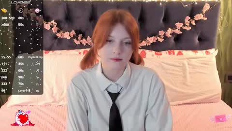 Snapshot of alice_langley chatting on 12/14/25, 11:26 Alice 3 online show from 12/14/25, 11:26