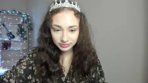 Snapshot of alice_love_888 chatting on 12/16/25, 11:26 Alice online show from 12/16/25, 11:26