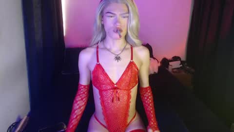 alice_m00nn online show from 12/06/24, 11:33