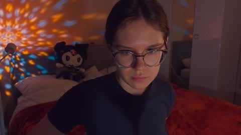 Alice online show from 09/21/25, 01:51