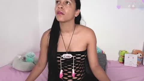 alice_parkerx online show from 06/24/26, 10:47