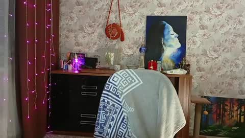 Snapshot of alice_peach chatting on 01/14/25, 10:02 bigclit daddy squirt bigdildo fit online show from 01/14/25, 10:02