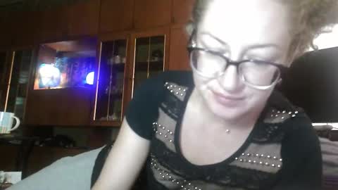 Snapshot of alice_peach chatting on 10/03/25, 10:01 bigclit daddy squirt bigdildo fit online show from 10/03/25, 10:01