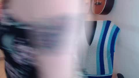 Snapshot of alice_psilocybe_sabina420 chatting on 12/20/25, 09:27 Alicia Aldara online show from 12/20/25, 09:27