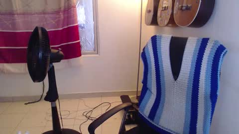 Snapshot of alice_psilocybe_sabina420 chatting on 12/21/25, 10:00 Alicia Aldara online show from 12/21/25, 10:00