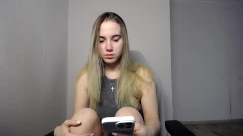 Snapshot of alice_rays_ chatting on 01/18/26, 02:59 Alice online show from 01/18/26, 02:59